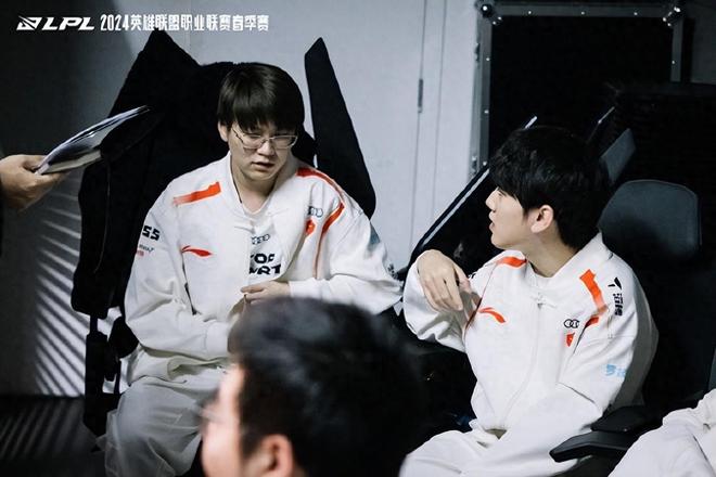 詹姆斯多次 詹姆斯多次