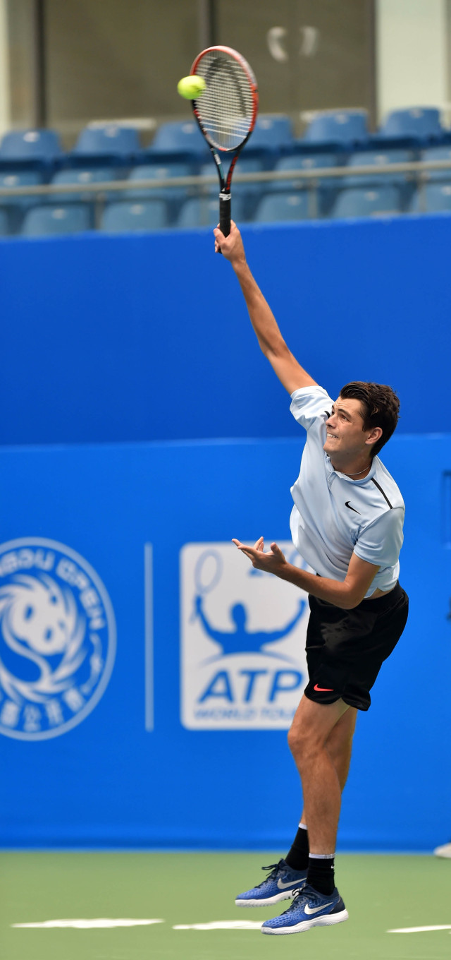 并在关键时 并在关键时